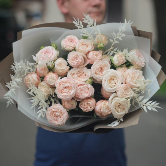 Букет «7 пионовидных кустовых роз» - фото 6